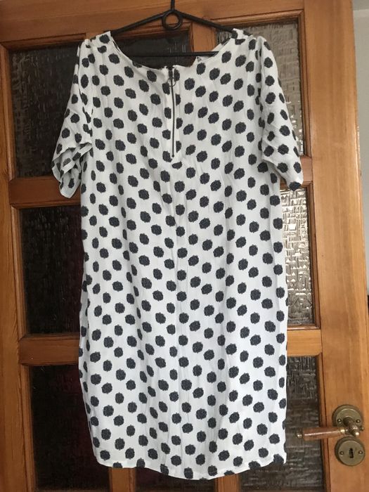 Sukienka letnia w grochy  Butik r. L