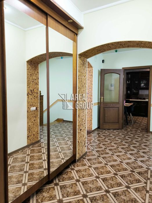 Два укомплектовані будинки з ремонтом для Вашої родини в ТОП локації