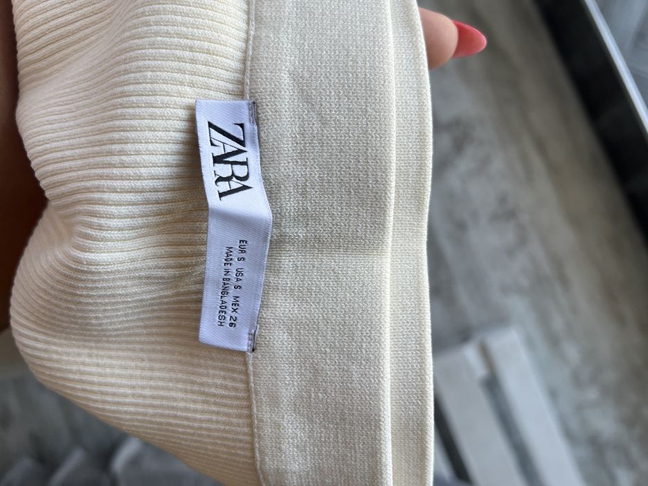Красивая миди юбка Zara