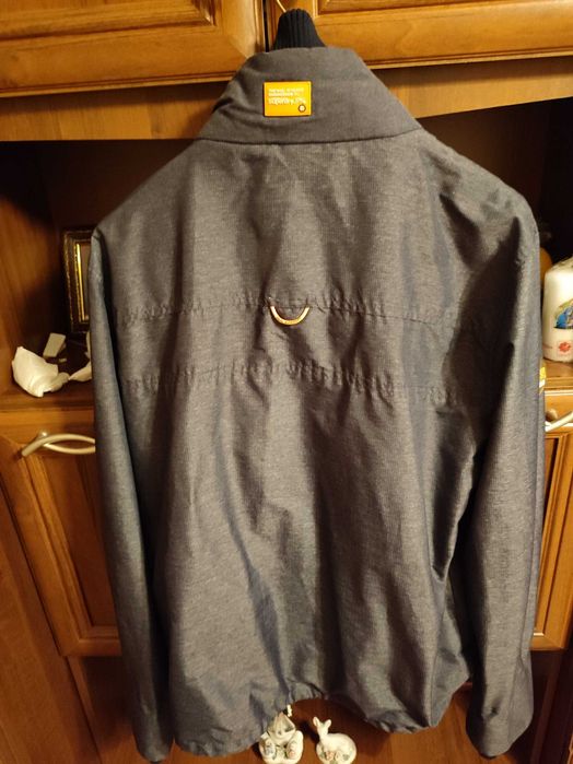 Kurtka szwedka Superdry przeciwdeszczowa rozmiar L
