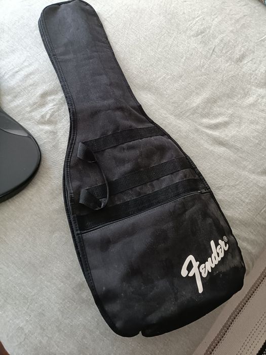 Guitarra elétrica fender