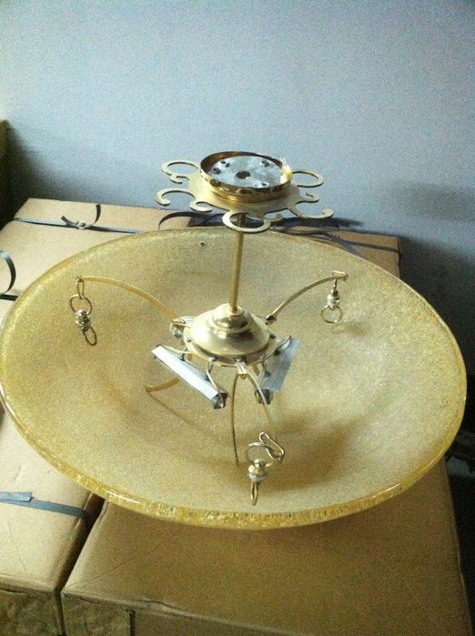 Продам роскошную люстру