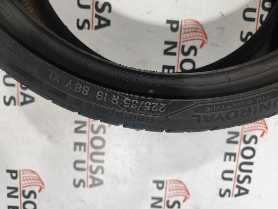 2 pneus semi novos 225-35R19 Uniroyal - Oferta dos Portes