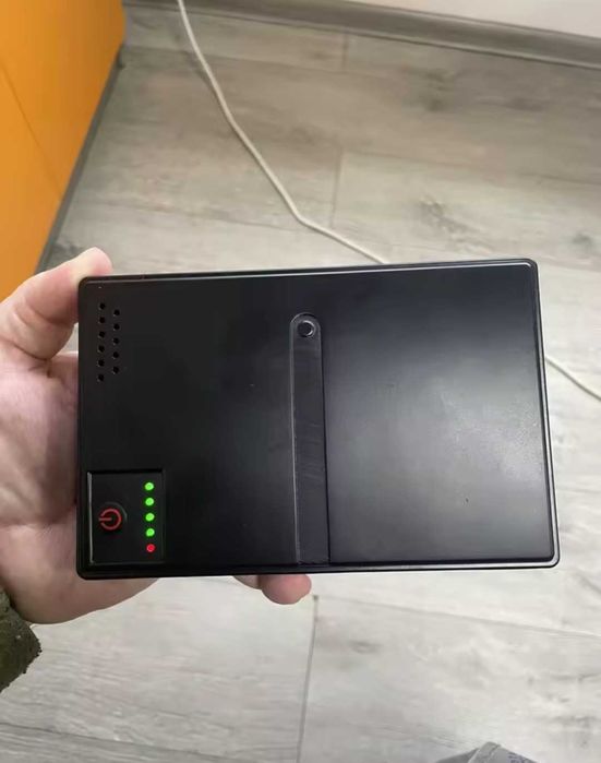 Продам упс безперебійник для роутера 8 годин інтернету без світла ups