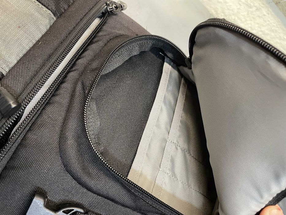 Mochila Lowepro Slingshot 202 AW Preta