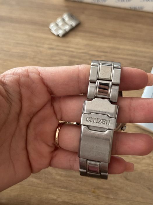 Zegarek unisex damski meski Citizen Quartz