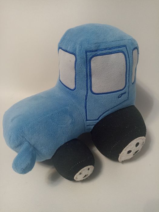 Мягкая игрушка синий трактор.