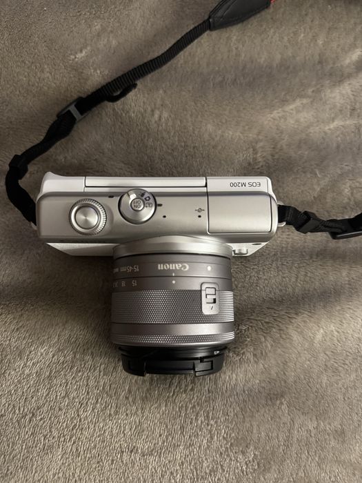 Canon m200 branca