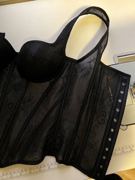 Корсет, індивідуальне пошиття