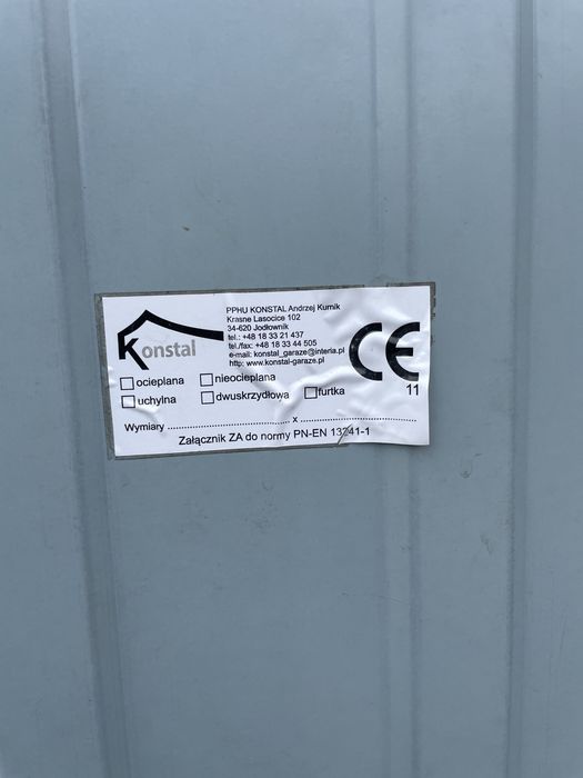 Brama garażowa uchylna