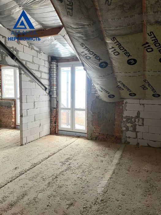 3-кімнатна квартира з автономним опаленням у Луцьку (по вул. Зацепи)!