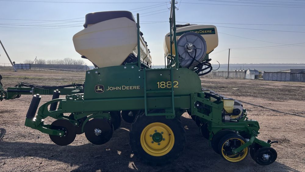 John Deere 1882 CCS 2126