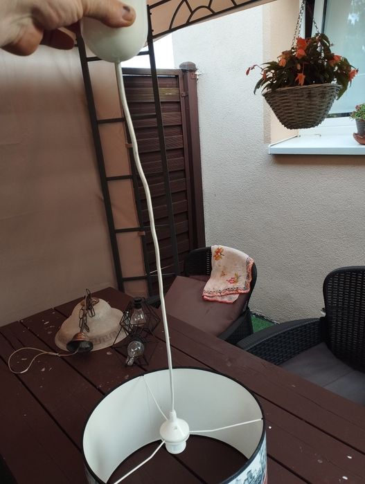 Lampa sufitowa do pokoju młodzieżowego