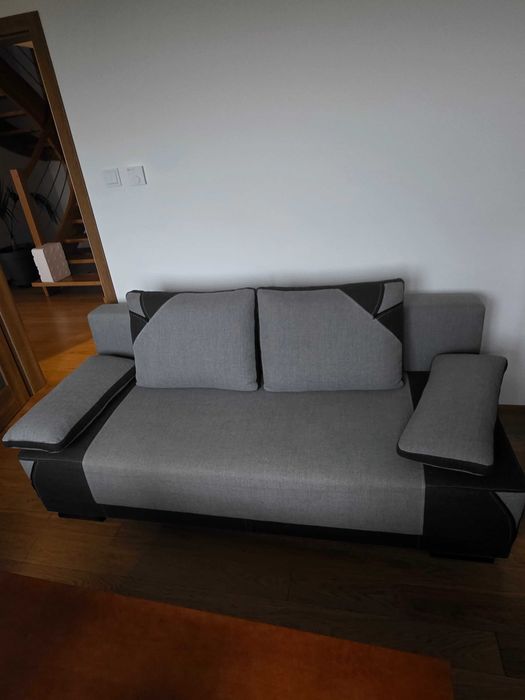 Sofa kanapa tapczan szara rozkładana skrzynia/pościel