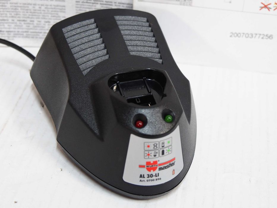 WURTH AL 30 LI  ladowarka 10,8v 12v + bateria aku