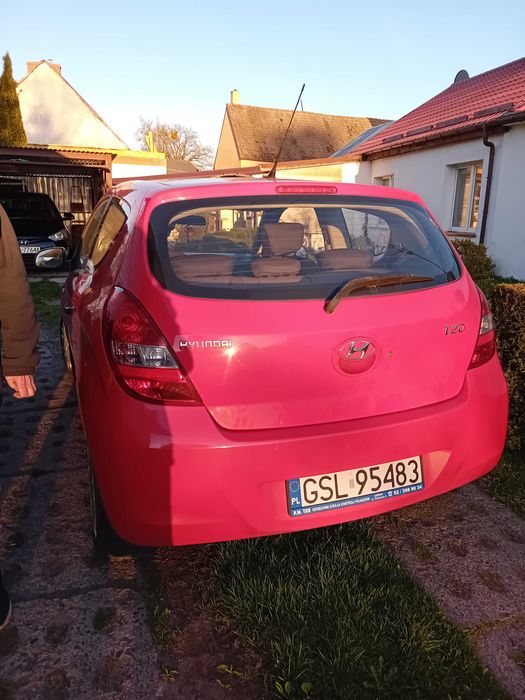 hyndai i20 1,2b 2010r
