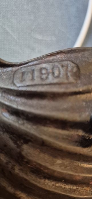 Zabytkowa przedwojenna mydelniczka brąz E. G. ZIMMERMANN Hanau XIX w.