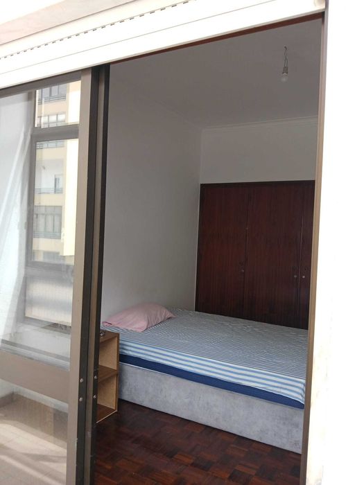 Quarto para alugar em Amora