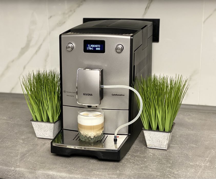 Кофемашина Nivona кавоварка кофеварка хороший стан