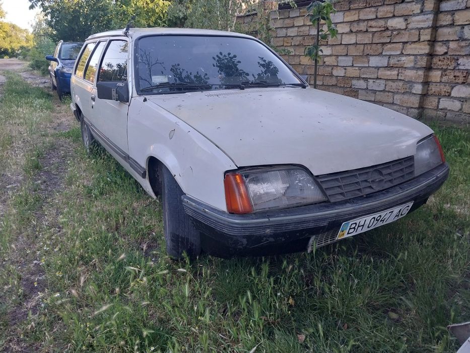 Опель Рекорд Караван Opel Rekord Запчасти Рекорд универслал