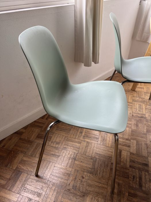 Mesa e cadeiras de jantar IKEA