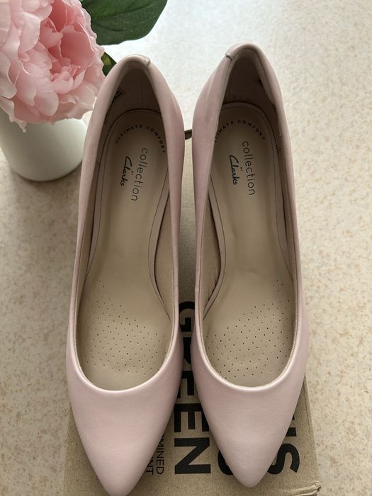 Czulenka Clarks nowe raz. 37 pudrowy roz