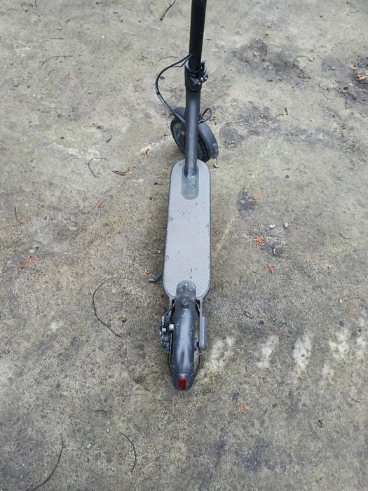 Продам электро самокат XIAOMI 1S