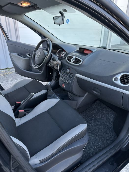 Renault Clio  1.5 dCi  /  2012  / 235.000km