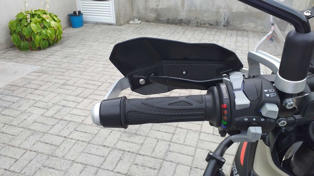 Benelli TRK 702X (2023) | Como Nova – 10.650 km | Full Extras & Garantia