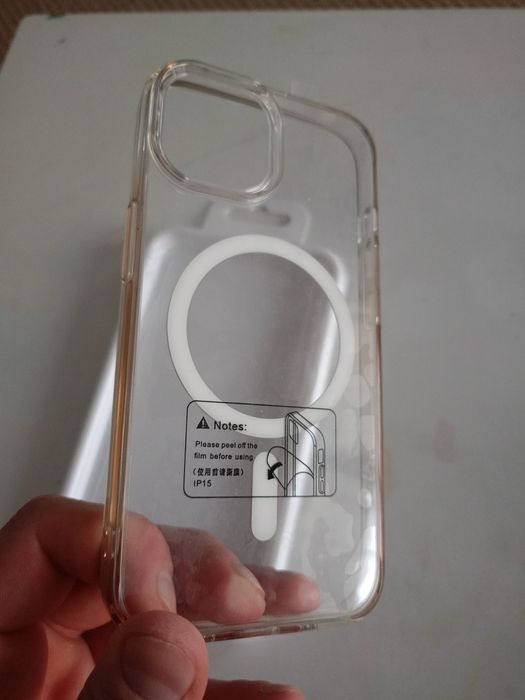 Etui iPhone 15-nowe.