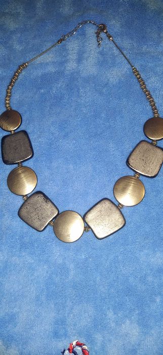 Бусы все по 70 грн