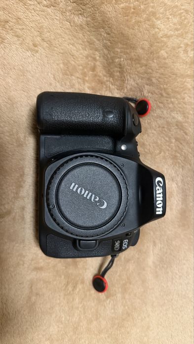 Câmara Canon EOS 90D