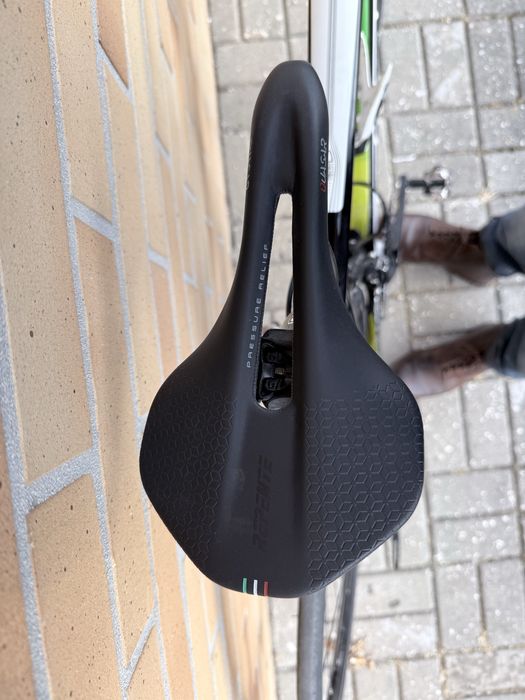 Bicicleta em carbono, Scott Foil 20