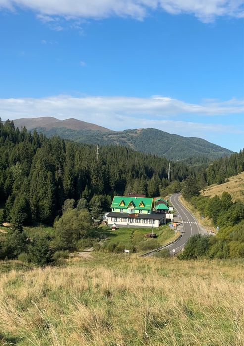 Земельна ділянка в гірськолижному селі Пилипець