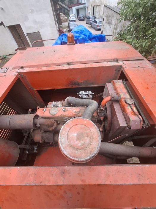 Kombajn Bizon Z056  Stół,Sieczkarnia