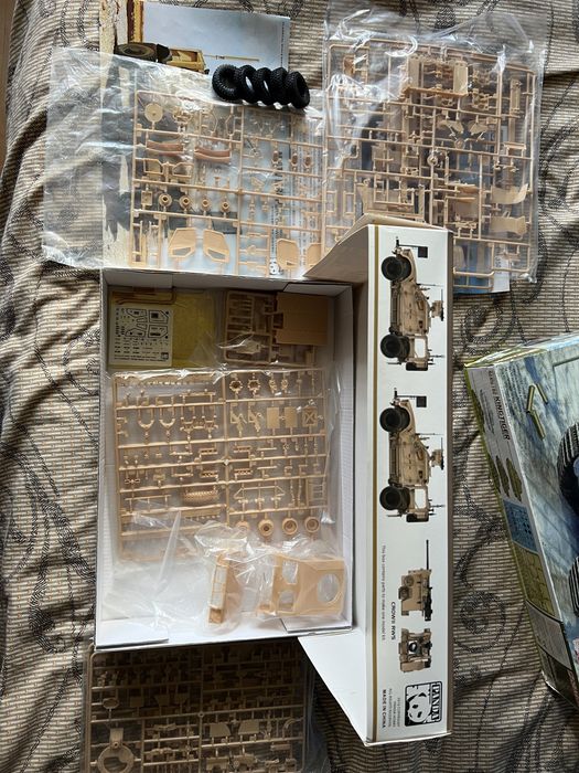 Масштаб: 1:35 Бронетранспортер M-ATV MRAP с удаленной станцией оружия