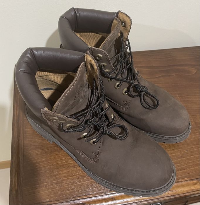 Botas em pele Guimaraes , tam.39, (preço negociável)