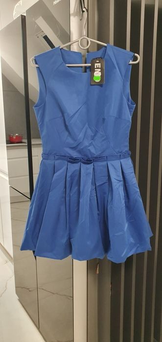 Sukienka elegancka nowa 38
