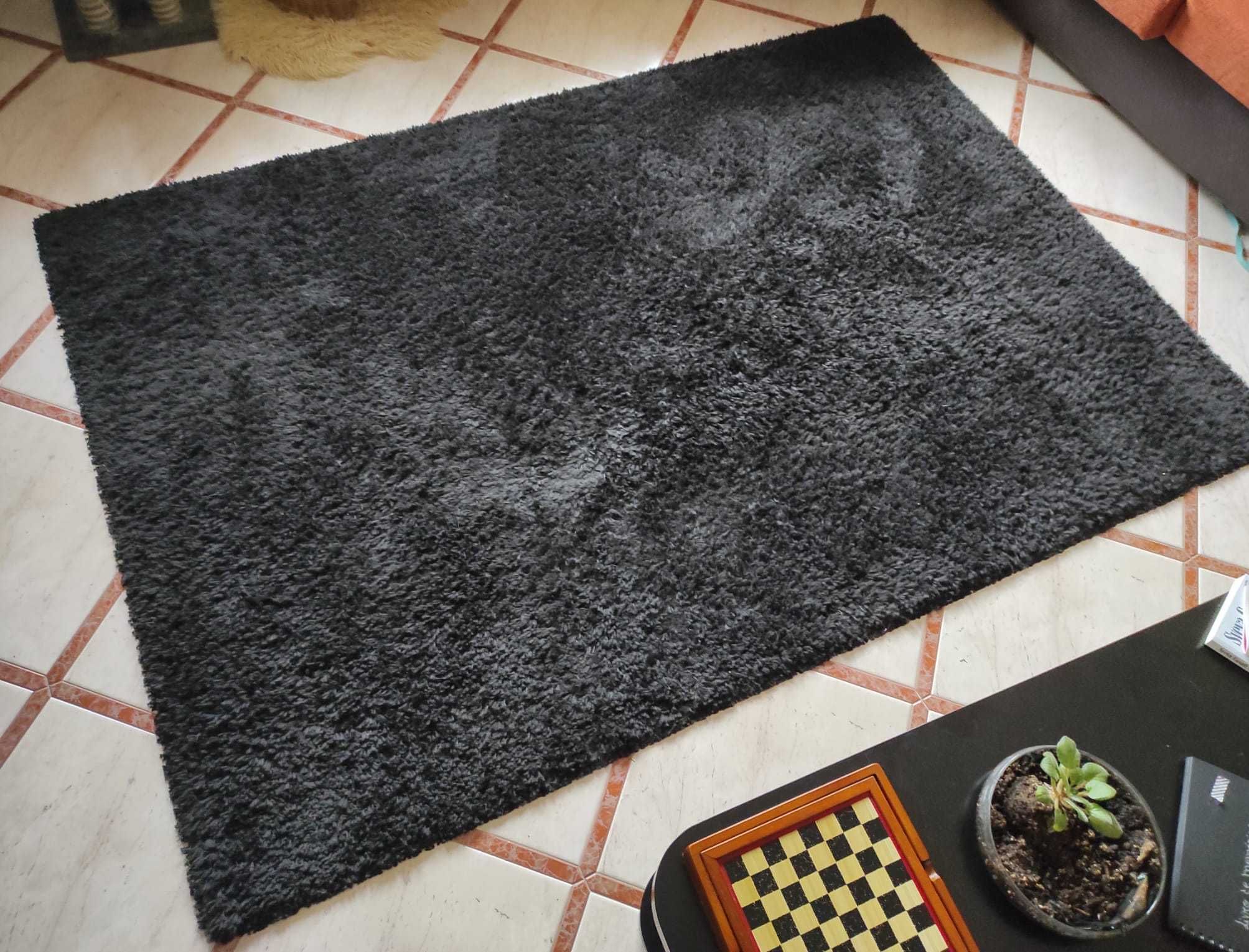 fragrance lonely growth Tapete sala de cor preta (material de qualidade superior) São Felix da  Marinha • OLX Portugal
