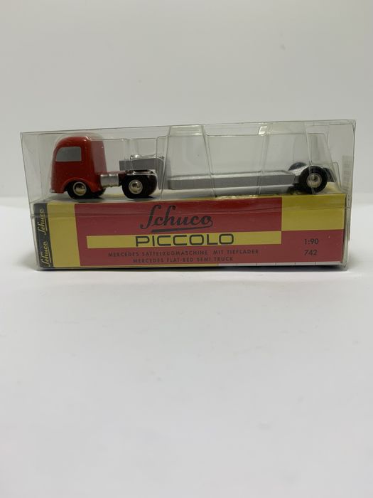 Mercedes Schuco Piccolo 1:90