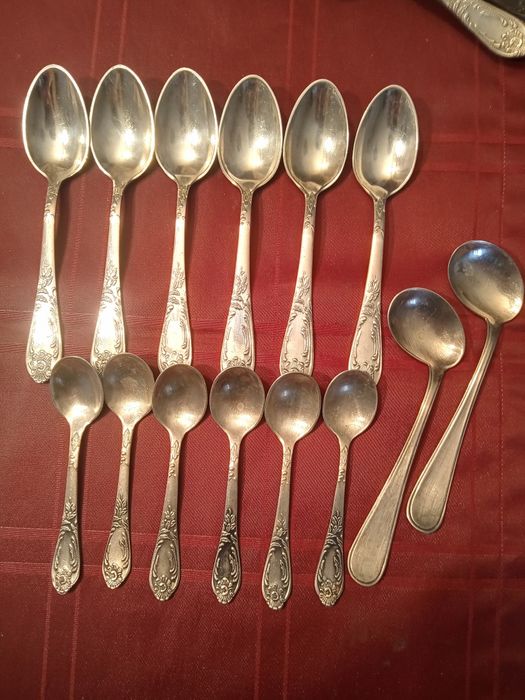 ,Ложки и вилки мельхиоровые  и нержавейка