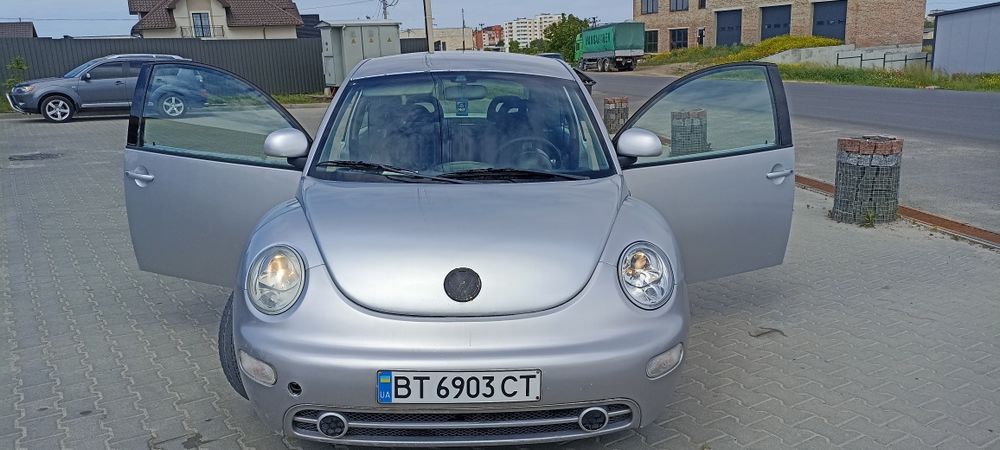 Продам VW New Beetle