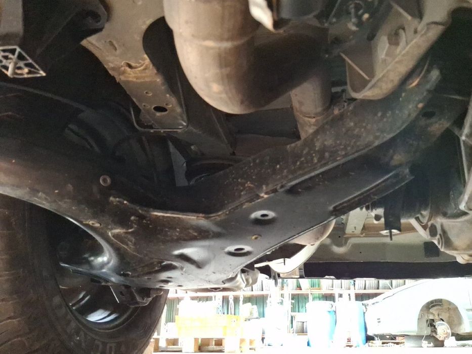 Braço de suspensão trás direito MERCEDES-BENZ Vito Tourer (W447)