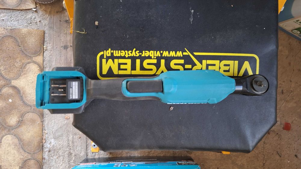 Zakrętarka Makita WR100DZ