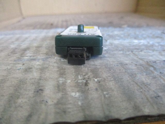 Amplificador de colunas AUDI A6 (4B2, C5)