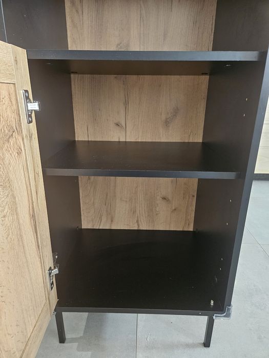 Szafka w stylu loftowym