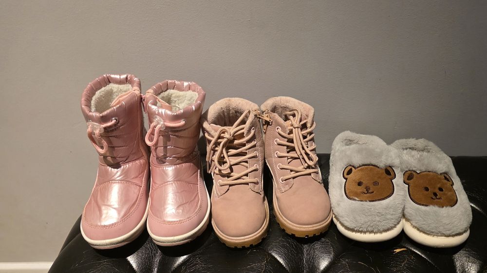 Buty zimowe dziewczęce rozmiar 31 traperki, śniegowce laczki