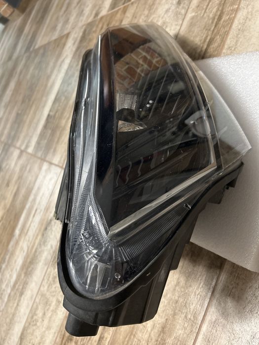 Lampa prawa superb lll 2017 oraz halogen prawy