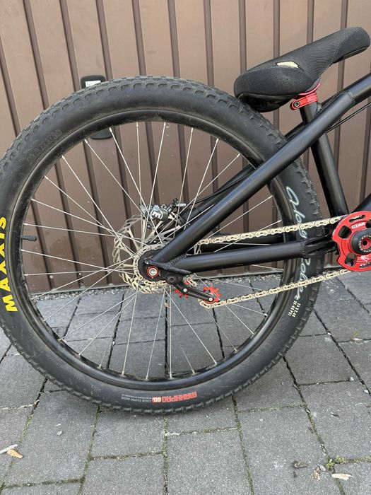 Rower Czar Neuron Street Trial 24" Magura MT7