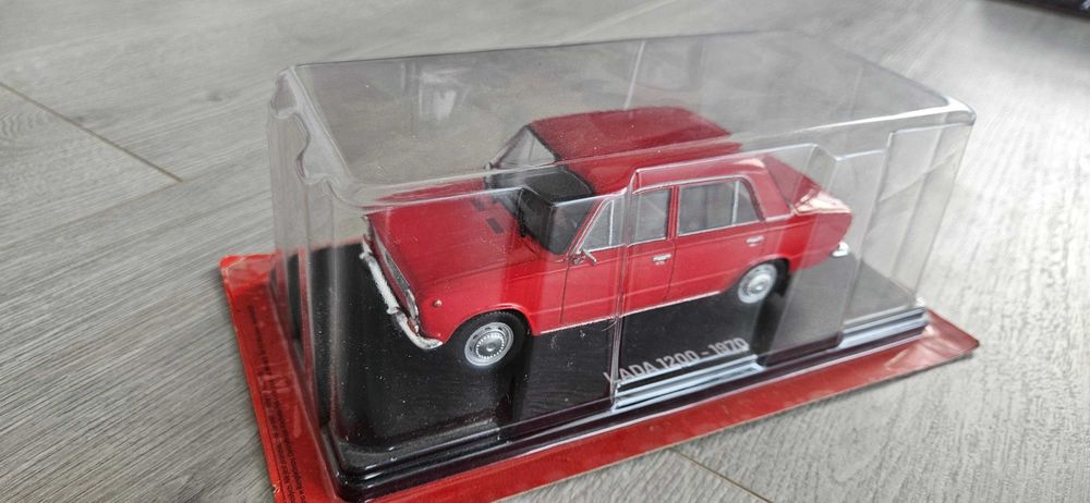 LADA 1200 Kultowe auta PRL Hachette 1:24